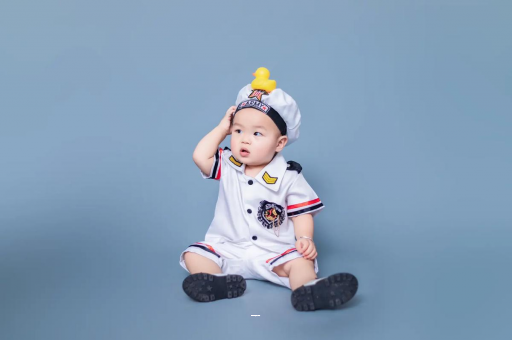 七台河宝宝老摇头怎么回事